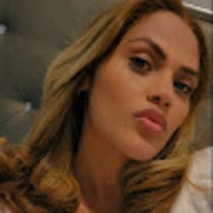 Meet your Posher, Yaosca